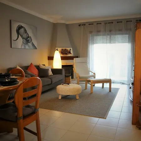 Apartamento Em Porches Porches (Algarve)